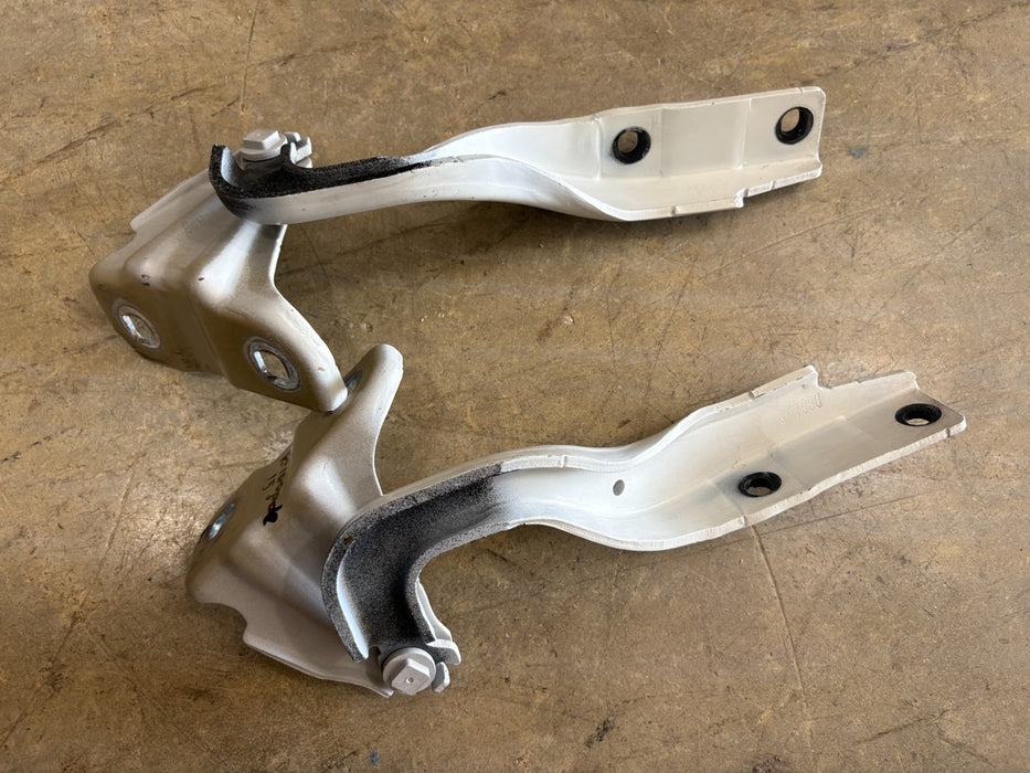 2015, 2016, 2017, 2018 Jeep Renegade Hood Hinge Set Left and Right, OEM