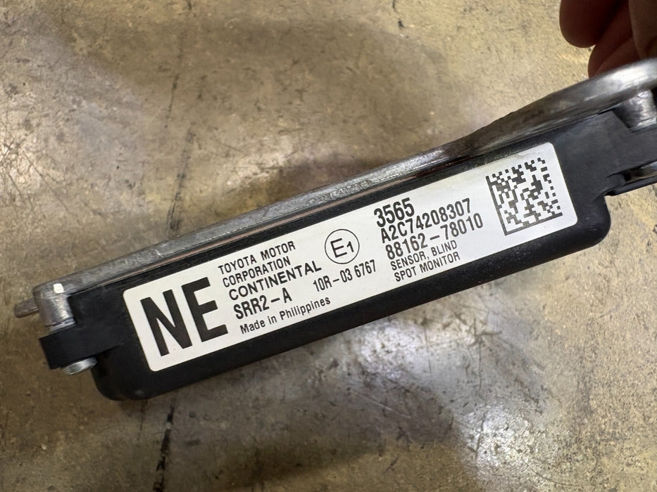 2015-2018 Lexus NX200t Blind Spot Monitor Radar Object Sensor 88162-78010 OEM