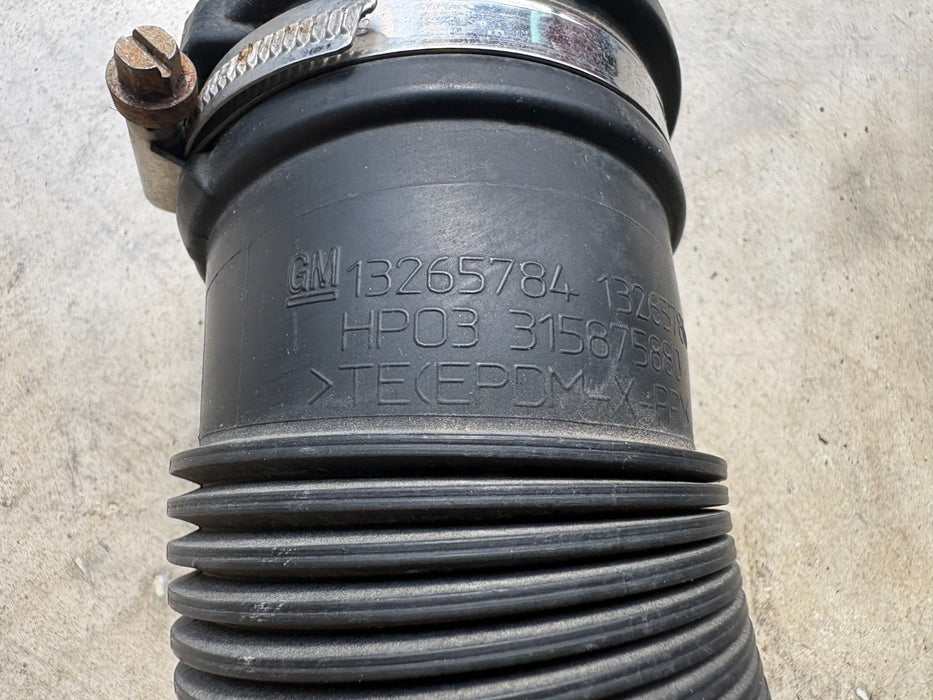 2011 2012 2013 2014 2015 Chevrolet Cruze Air Intake Hose 1.4 Turbo 13265784 OEM