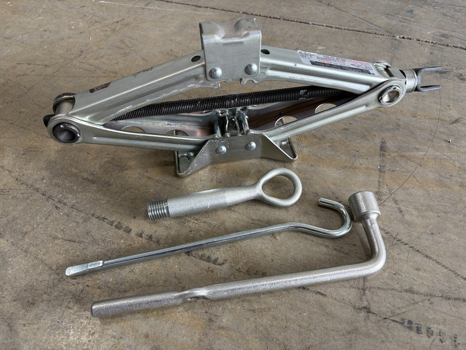 2016-2022 Honda HRV, HR-V Spare Tire Jack 2860 Lb. OEM (some details, see pics)