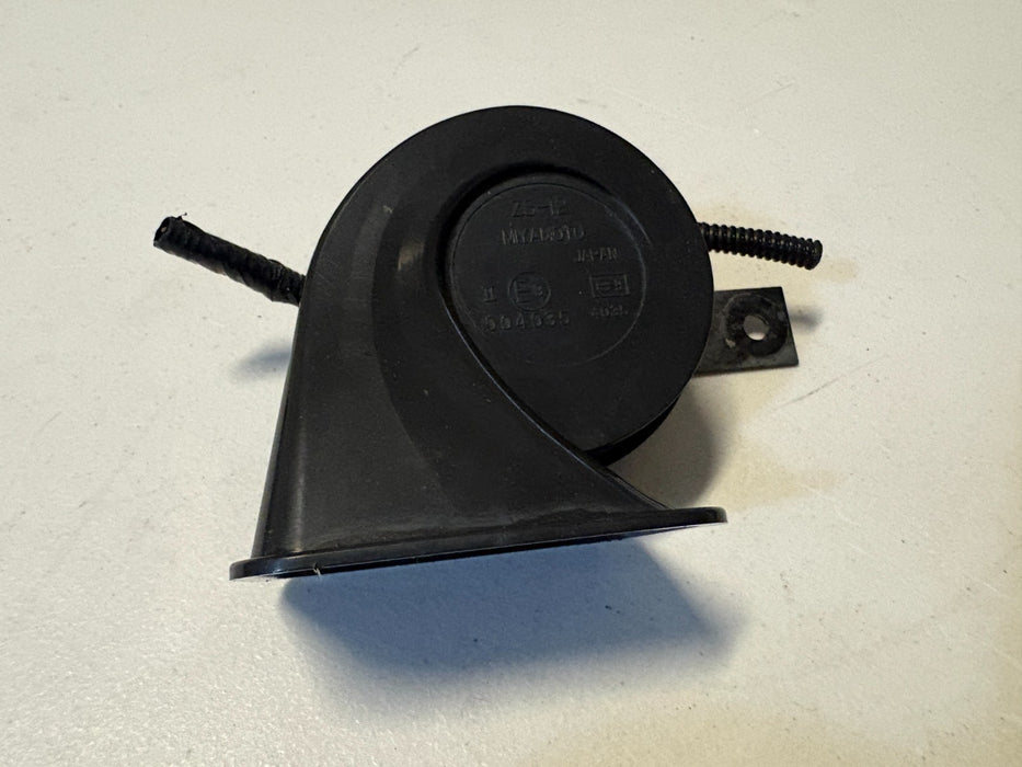 2014 - 2015 INFINITI Q50 HIGH PITCH NOTE TONE SIGNAL HORN OEM