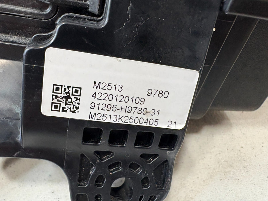 2017-2020 Kia Rio Fusebox Fuse Box Relay Module OEM