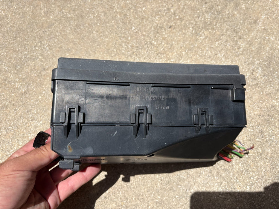 2013 - 2019 Ford Escape 1.5L Fuse Box Engine OEM