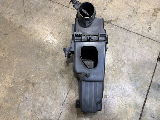 2018-2023 Nissan Kicks 1.6L Air Cleaner Intake Filter Box Assembly OEM