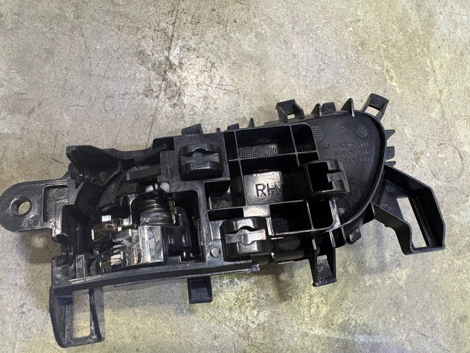 2013 - 2019 NISSAN SENTRA FRONT RIGHT PASSENGER SIDE DOOR INNER HANDLE OEM