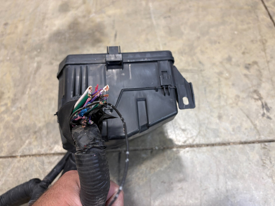 2014-2020 Mitsubishi Outlander Fuse Box Engine, OEM