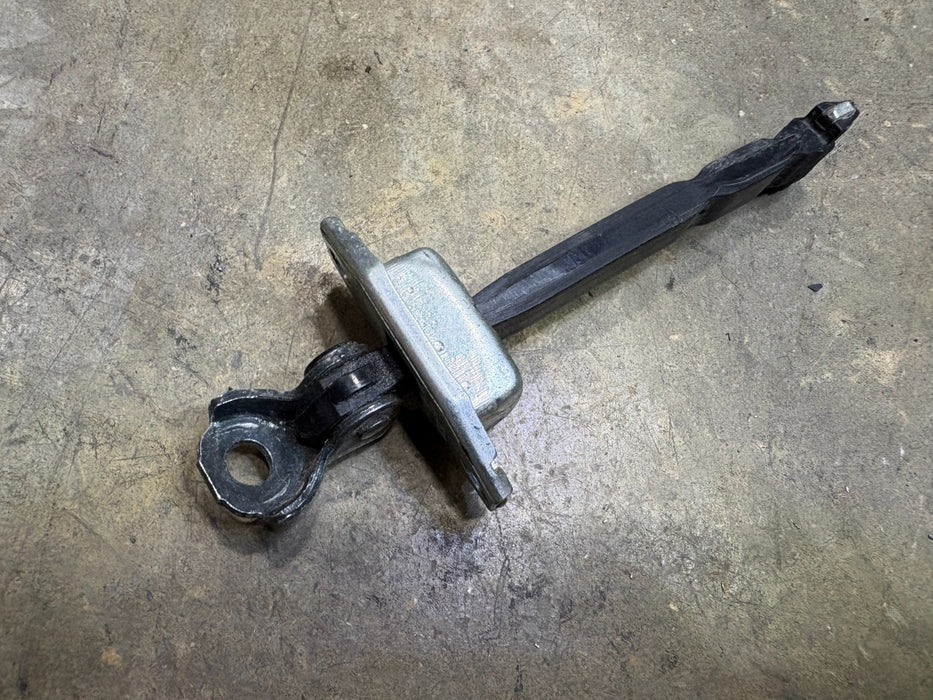 2012-2015 HONDA CIVIC REAR RIGHT STOPPER STOP DETENT DOOR CHECK STRAP OEM
