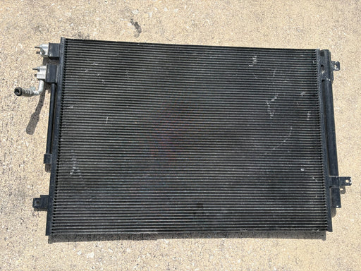 2017 - 2025 CHRYSLER PACIFICA 3.6L A/C AIR CONDITIONER COOLING CONDENSER OEM