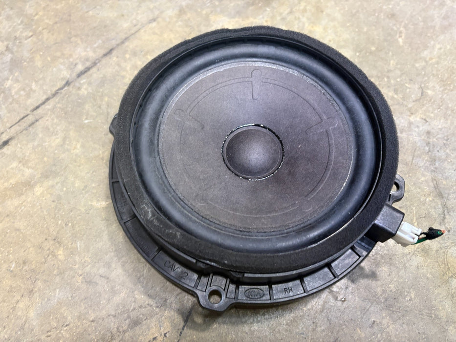 2017-2018 Kia Forte Forte5 Front Door Right Passenger Speaker 96340A7210 OEM