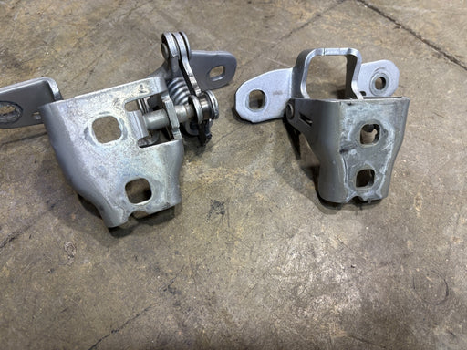 SET OF 2 2011-2018 RAM 1500 REAR LEFT SIDE DOOR UPPER & LOWER HINGE OEM