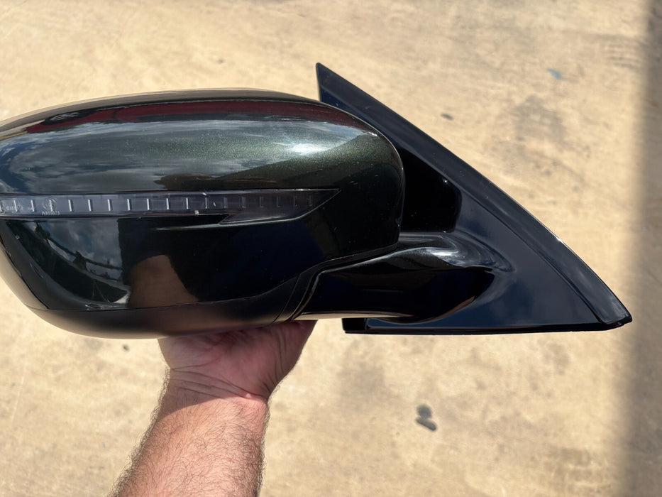 Original, 2018-2020 Nissan Pathfinder Right Passenger Door Power Mirror Green
