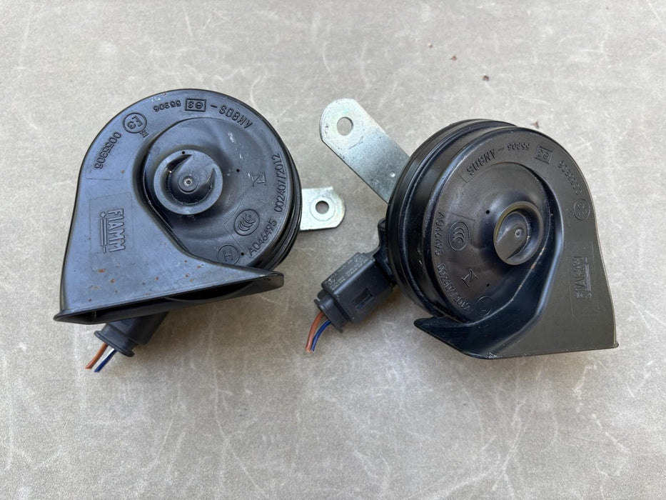 2012 - 2015 Mercedes Benz ML350 Set Horn High & Low Tone OEM