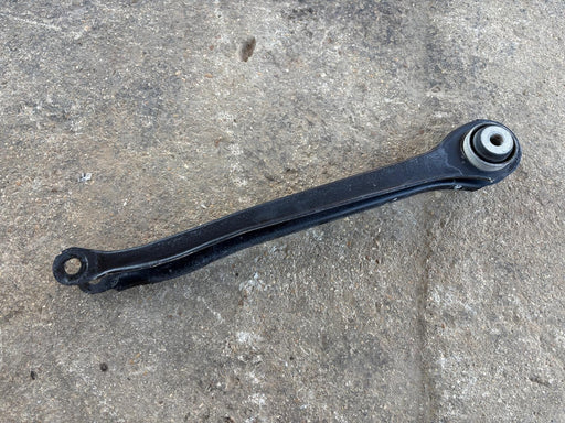 2017-2023 CADILLAC XT5 REAR RIGHT PASSENGER SIDE LOWER TRAILING CONTROL ARM OEM