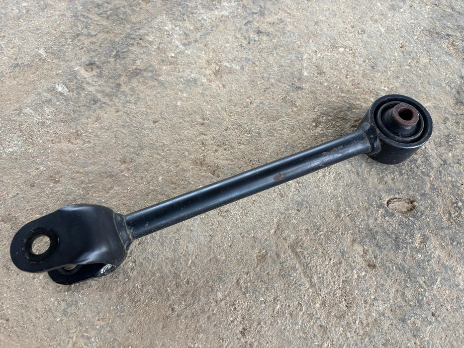 2019-2024 TOYOTA COROLLA REAR RIGHT SIDE LINK ROD CONTROL ARM OEM
