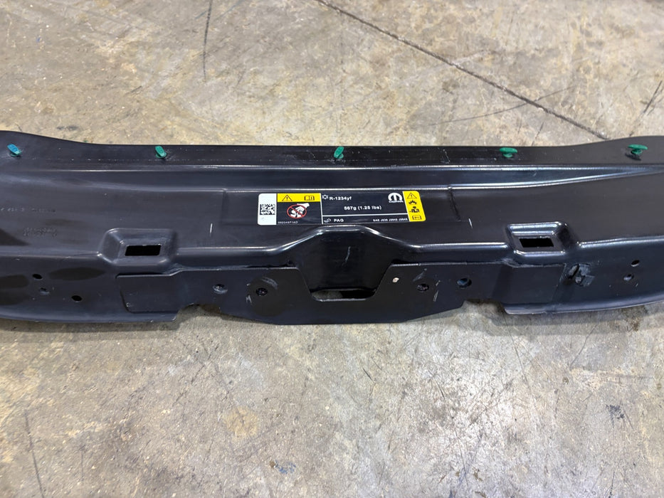 2011- 2021 JEEP GRAND CHEROKEE 3.6L RADIATOR UPPER TIE BAR SUPPORT BRACKET OEM