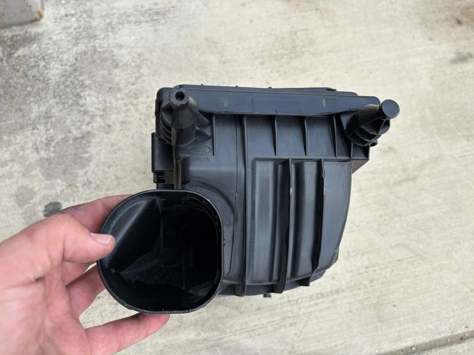 2013-2018 Ranger Rover 5.0L L405 Left Driver Air Filter Box Engine Intake, OEM