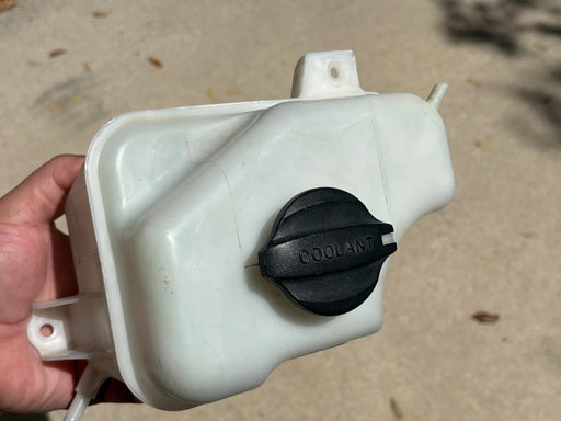 OEM, 2011-2016 Kia Optima Coolant Recovery Bottle with cap #25430-2T000
