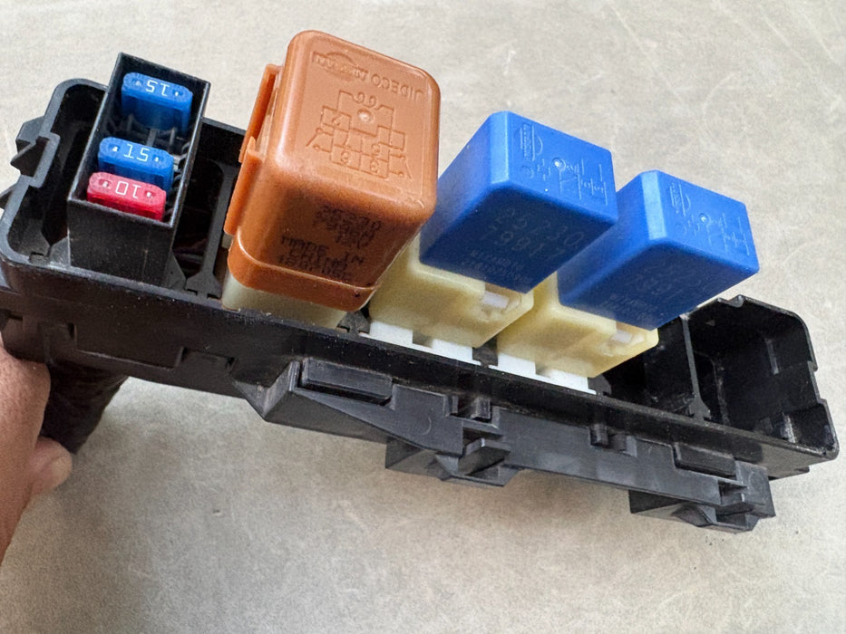 2018 - 2020 Infiniti QX60 Engine Fuse Box Relay Junction Block OEM