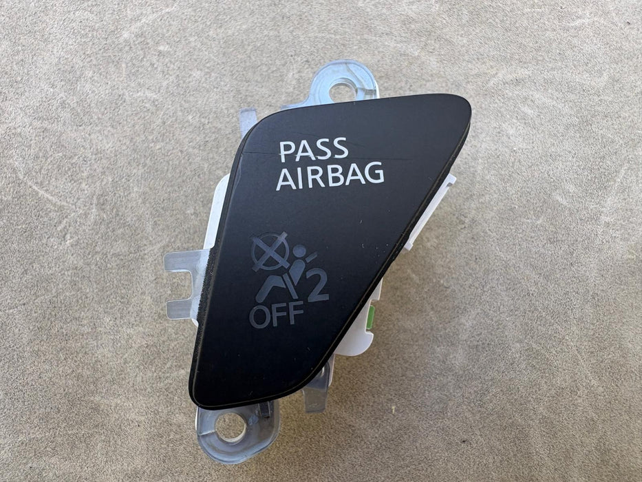 2013 - 2020 NISSAN PATHFINDER DASH INSTRUMENT PANEL BAG INDICATOR SWITCH OEM