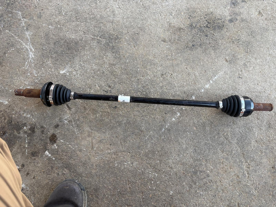 2019 - 2020 Hyundai Santa Fe 2.4L Rear Driver Left Axle Shaft OEM