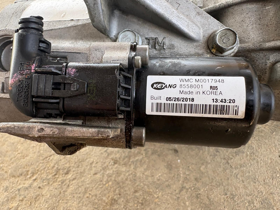 2019 - 2020 Hyundai Santa Fe Rear Axle Differential Carrier Assembly OEM