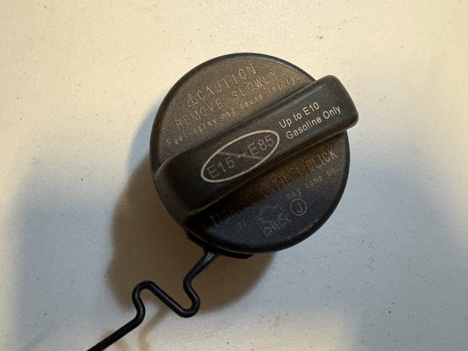 2012 - 2014 TOYOTA CAMRY SEDAN FUEL FILLER TANK CAP GAS LID COVER OEM