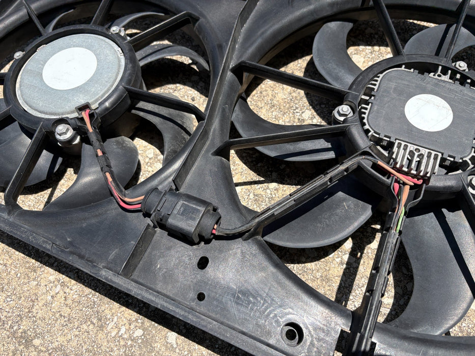 2009 - 2017 Volkswagen Cc Engine Radiator Cooling Fan Motor OEM