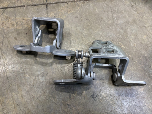 SET OF 2 2011-2018 RAM 1500 REAR LEFT SIDE DOOR UPPER & LOWER HINGE OEM