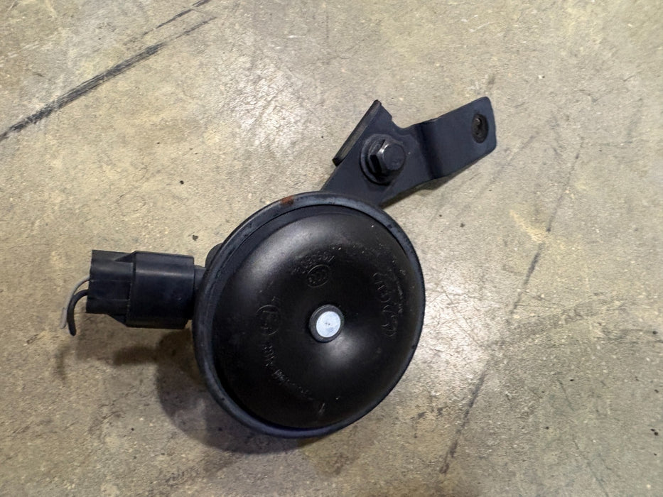 2014-2018 Kia Forte High Tone Note Signal Horn Alarm Siren #96630-A7000 OEM