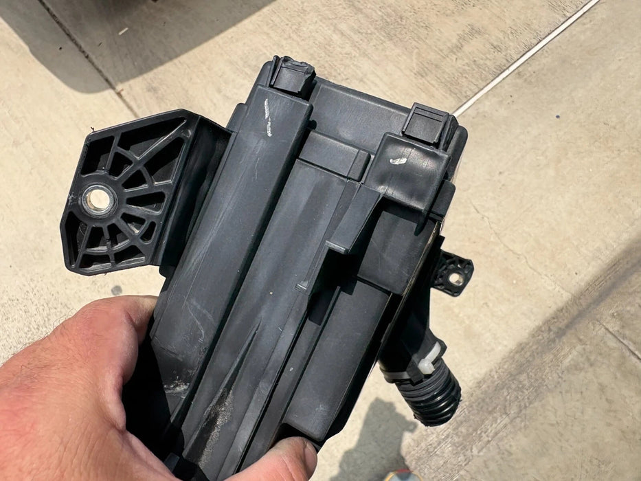 Honda HRV, HR-V Sport 1.8L Engine Fuse Box 2019 OEM, USA Market AT, AWD