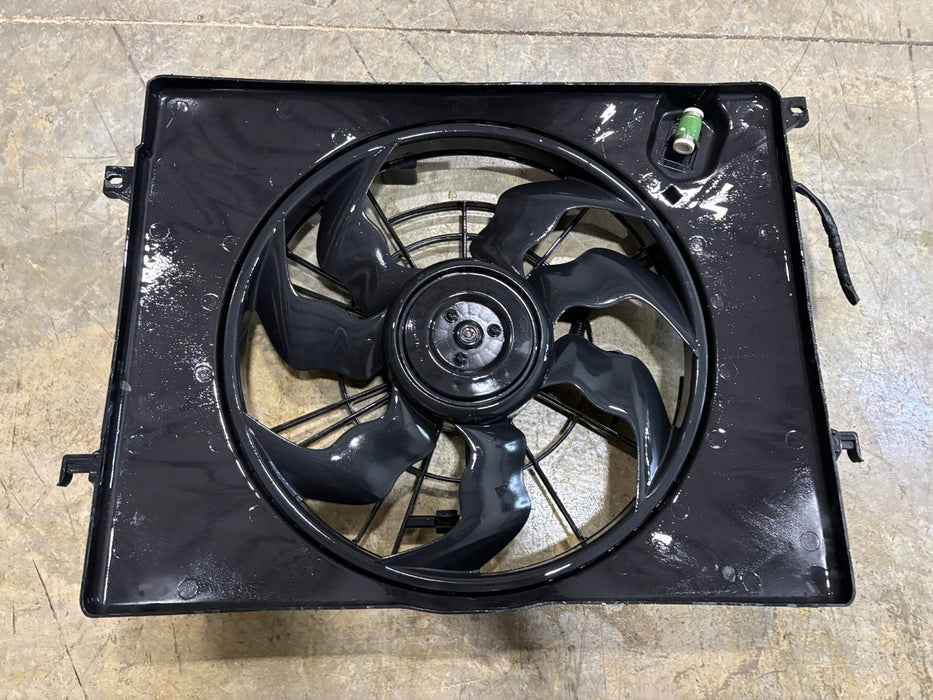 2011 - 2015 Hyundai Sonata 2.4L Radiator Fan Motor OEM