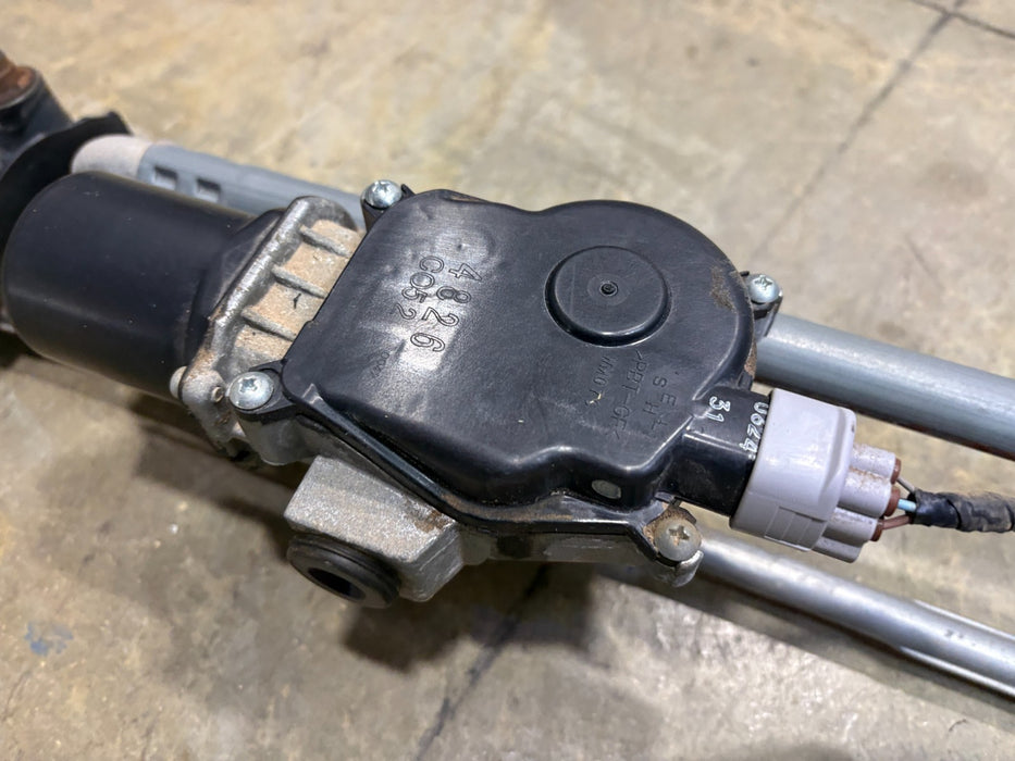 2014-2018 Mazda 3 Front Windshield Wiper Linkage with Motor 4826C052 OEM