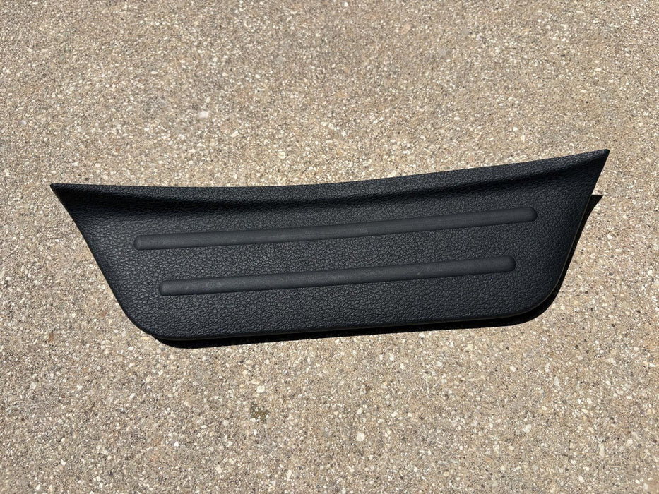 2015 - 2019 Hyundai Sonata Rear Right Sill Scuff Plate OEM 85888-C2000