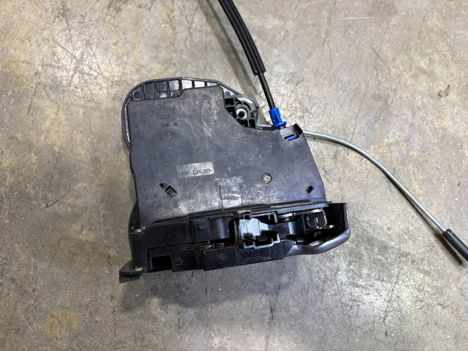 2017-2019 Chevrolet Volt Front Right Passenger Door Lock Latch Actuator OEM