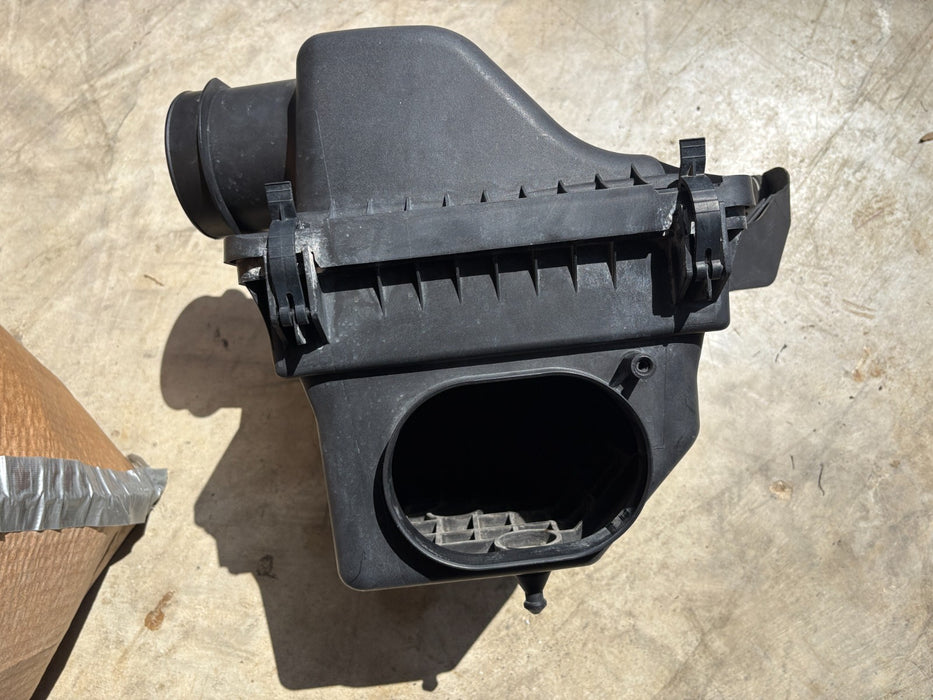 2018 2019 2020 FORD F150 5.0L ENGINE AIR CLEANER AIR INTAKE BOX OEM