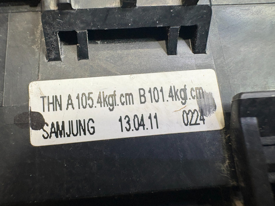 2012-2014 Hyundai Veloster Fusebox Fuse Box Relay Module OEM
