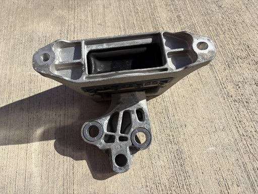 2018-2023 Chevy Equinox 1.5L Engine Left LH Driver Side Frame Mount Bracket OEM