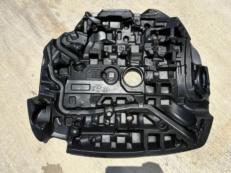 2017-2023 VOLVO S90 2.0L, Engine Upper Cover #31338074