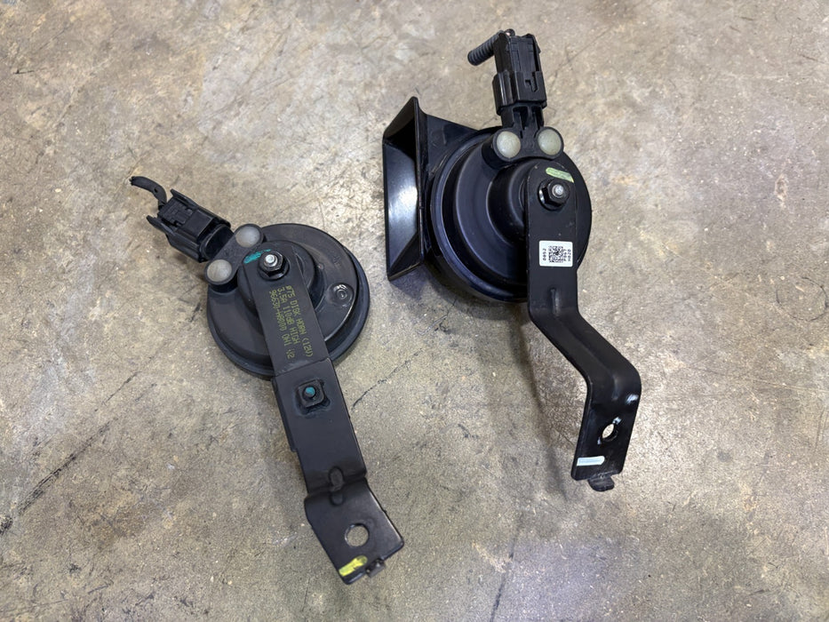 2018-2022 Kia Rio Set Horn Assembly OEM