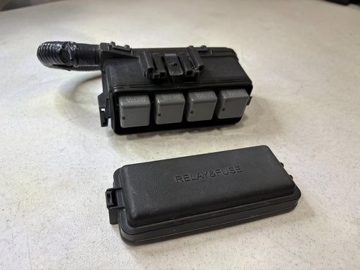 2014-2019 Toyota Highlander 3.5L Underhood Fuse Relay Box (Small) OEM