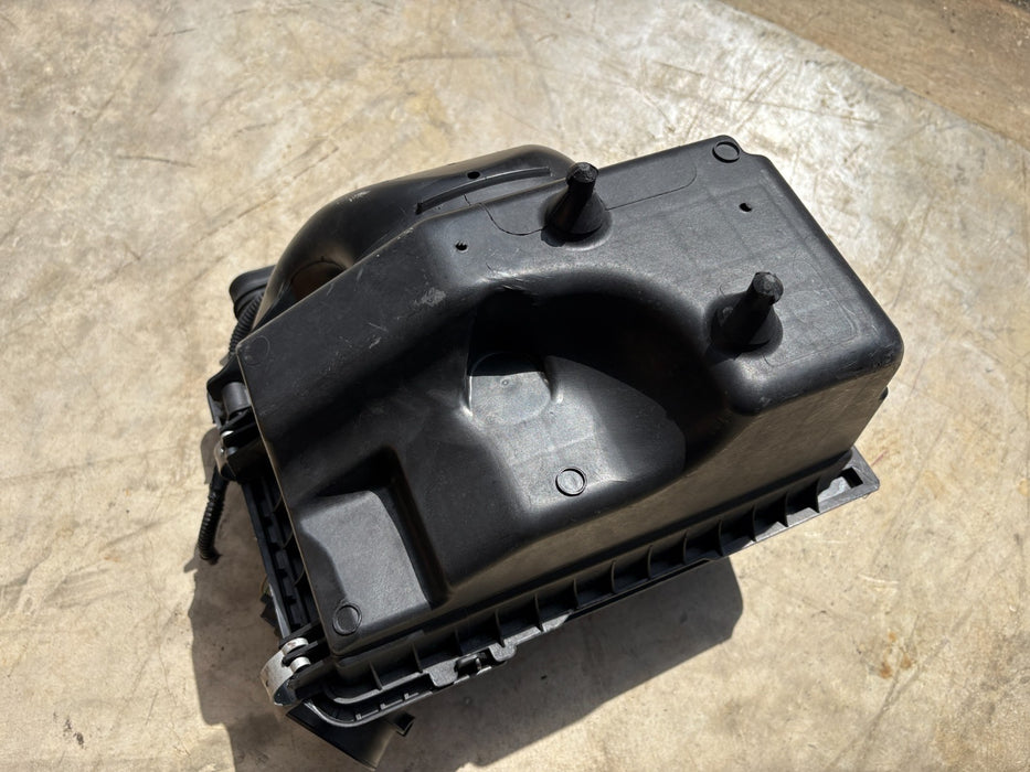 2016-2019 FORD EXPLORER 2.3L ENGINE AIR INTAKE CLEANER BOX OEM AA53-9A600-AD