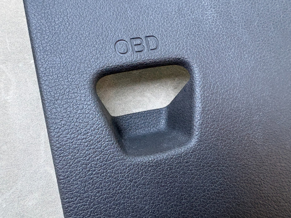2017 - 2019 FORD ESCAPE OBD PORT TRIM PANEL COVER CJ54-S043K93-C OEM