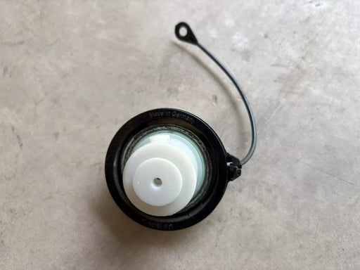 OEM 2008-2012 Chevrolet Chevy Malibu Gas Fuel Filler Cap Lid with Tether