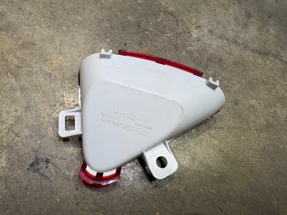 2011-2014 KIA SORENTO Front Right Door Reflector OEM