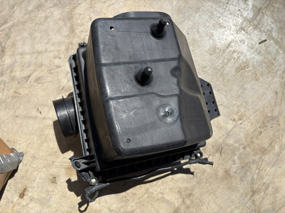2018 2019 2020 FORD F150 5.0L ENGINE AIR CLEANER AIR INTAKE BOX OEM
