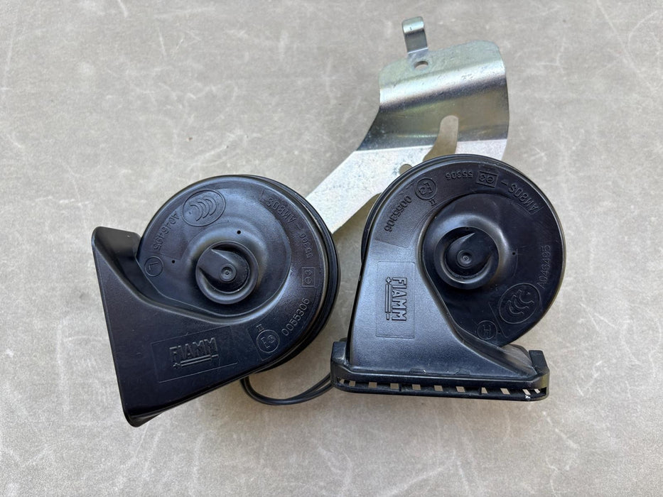 2013-2016 Ford Escape High & Low Tone Horn Assembly OEM