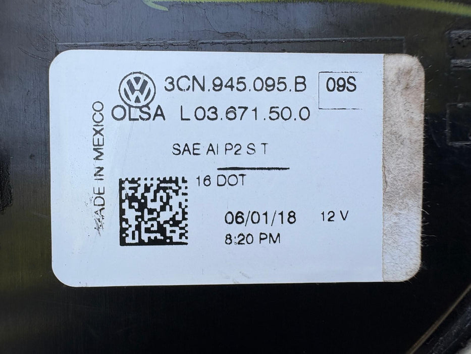 2018-2020 Volkswagen Atlas Left Driver Tail Light Lamp OEM