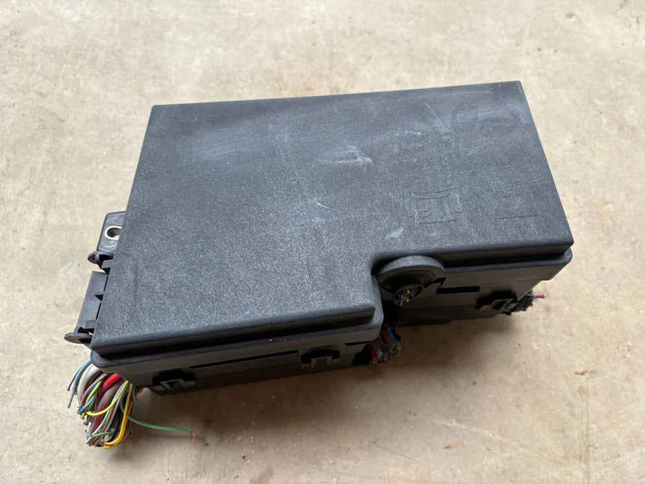 2018-2019 Lincoln MKC Fusebox Fuse Box Relay Module MZ8DQ #AV6T-14A067-AD