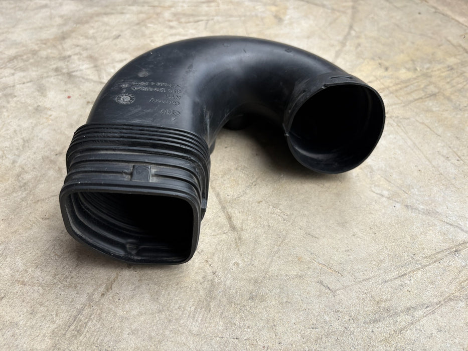 2015-2018 Audi Q3 2.0L Engine Air Cleaner Intake Duct Tube Hose 8U0129618 OEM