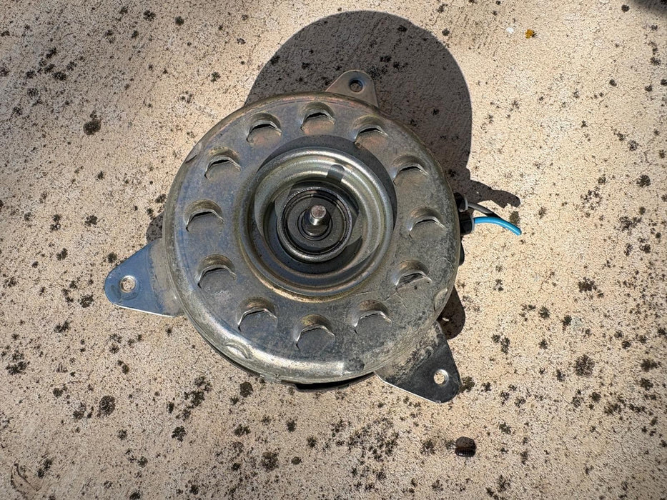 2013 - 2017 Subaru XV Condenser Cooling Fan Motor OEM